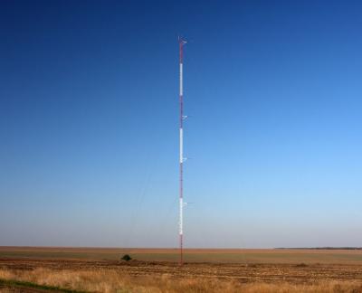 Mast installed